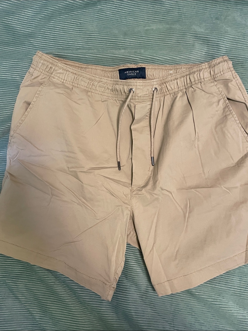 American Eagle Beige Shorts-Size L